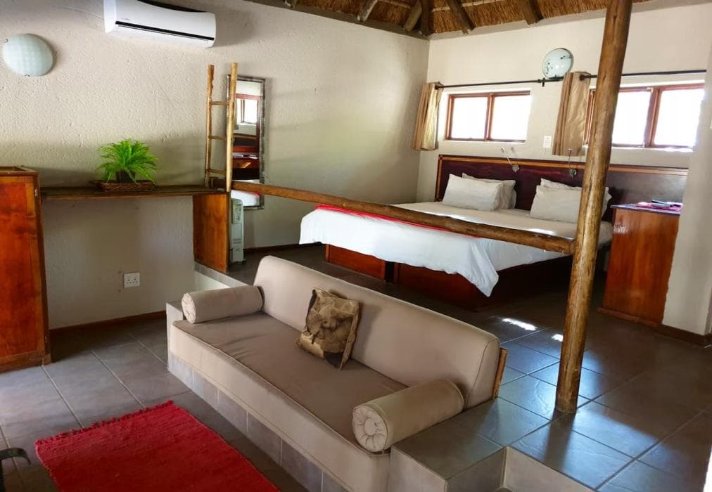 Mabalingwe Elephant Lodge 267-8