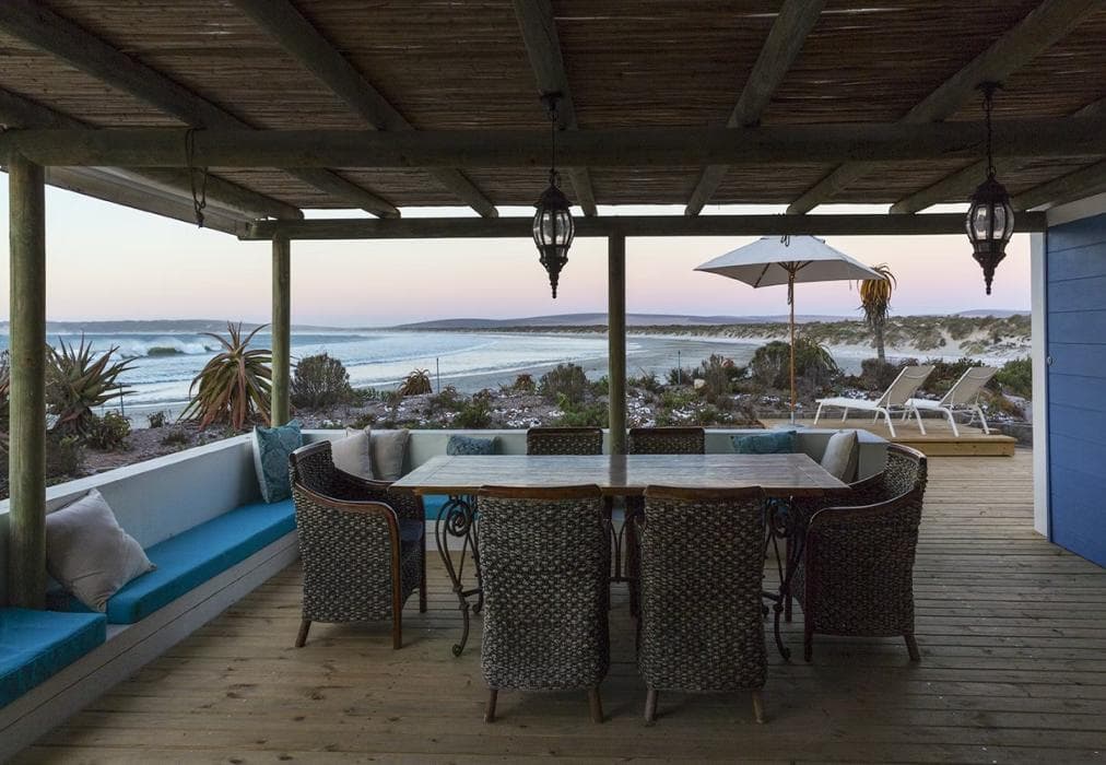 Zula Beach House and Cottage