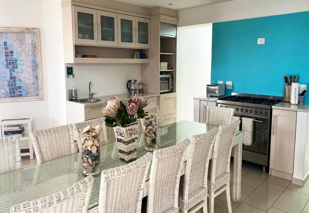 Zula Beach House and Cottage