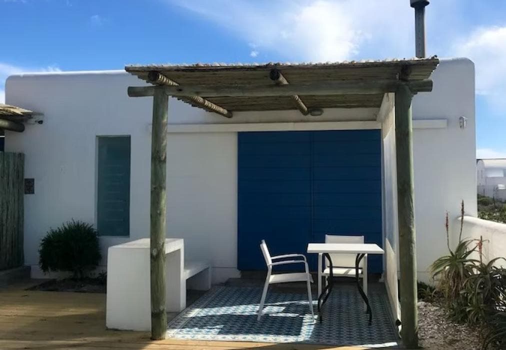 Zula Beach House and Cottage