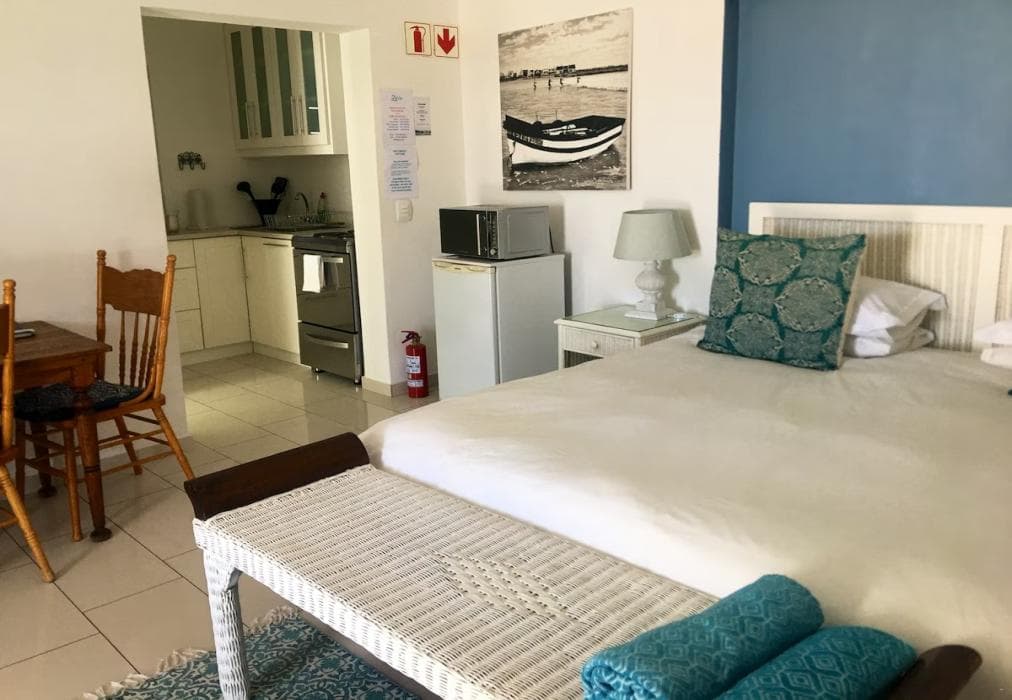 Zula Beach House and Cottage