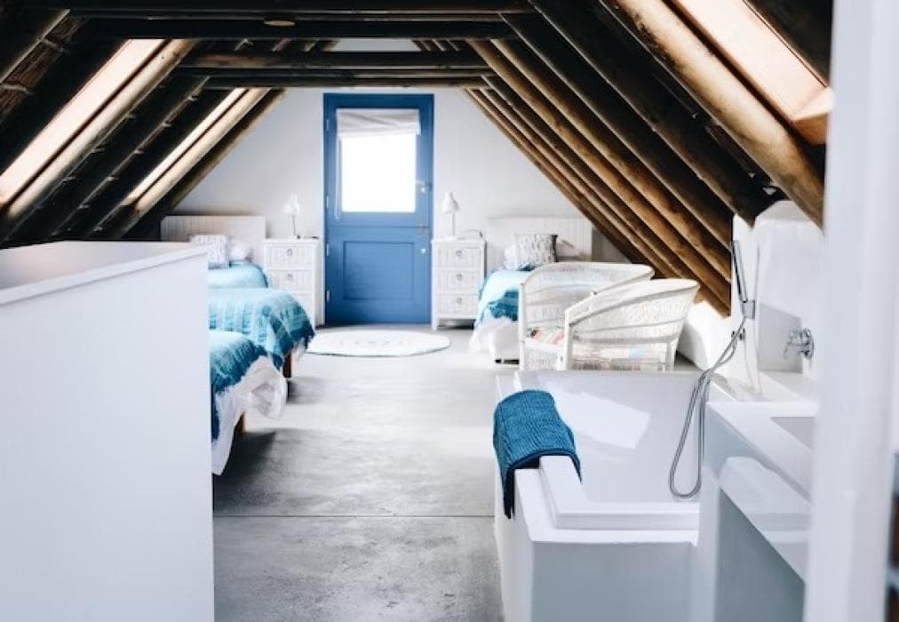 Zula Beach House and Cottage