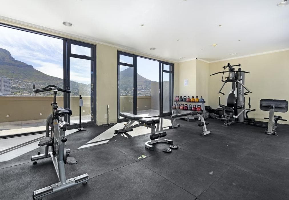 Urban Oasis at Four Seasons