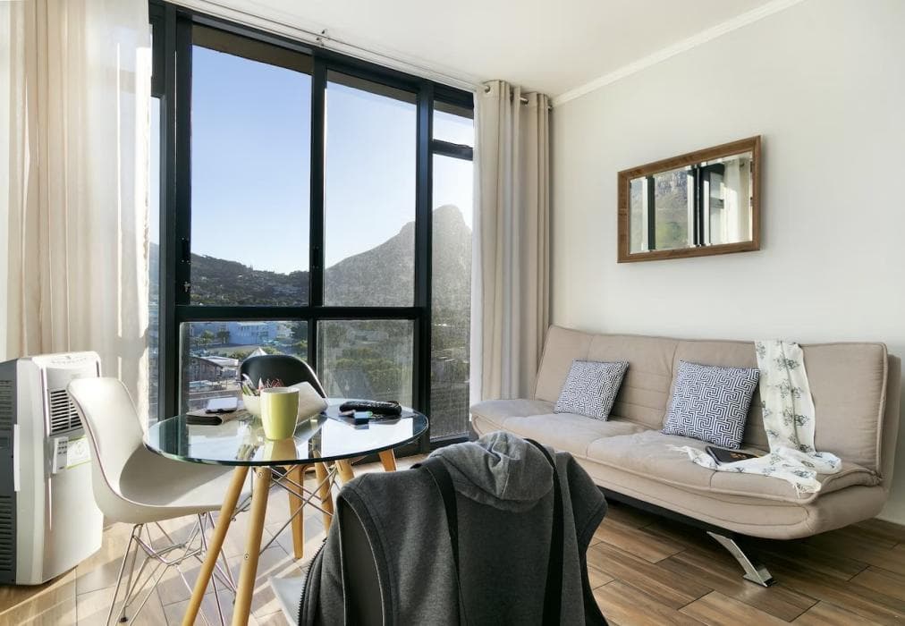 Urban Oasis at Four Seasons