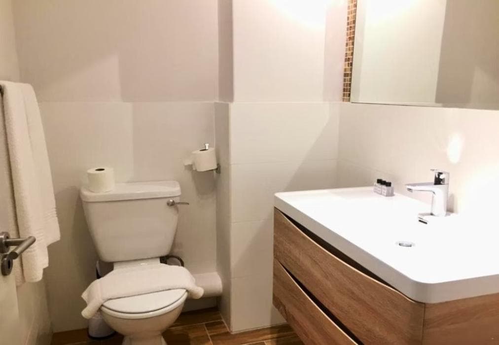 Urban Oasis at Four Seasons