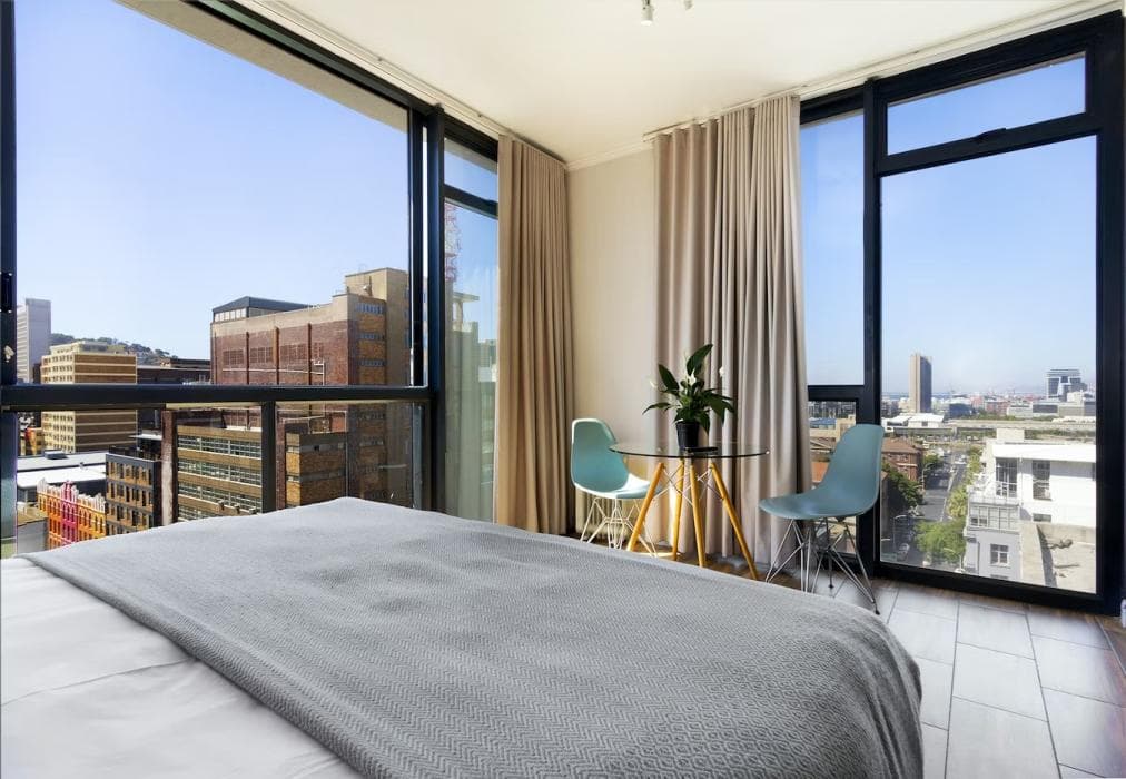 Urban Oasis at Four Seasons