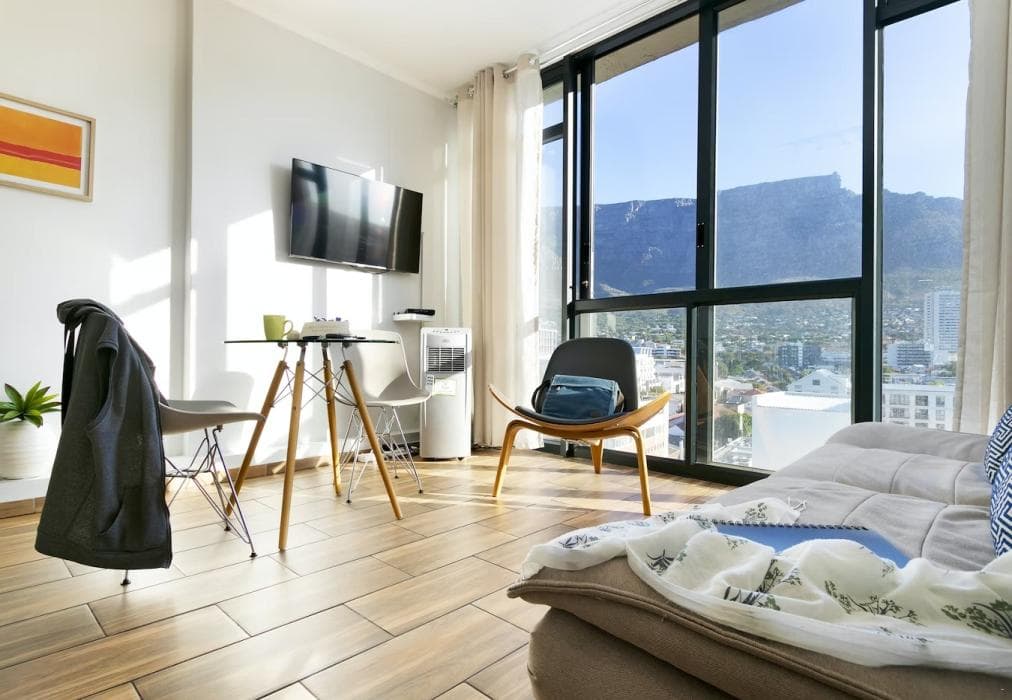 Urban Oasis at Four Seasons