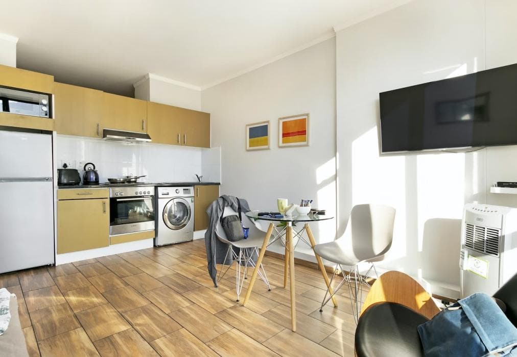 Urban Oasis at Four Seasons