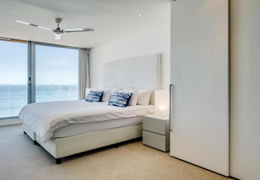 Ocean Breeze, Clifton