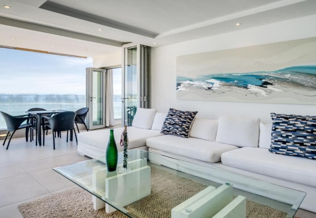 Ocean Breeze, Clifton