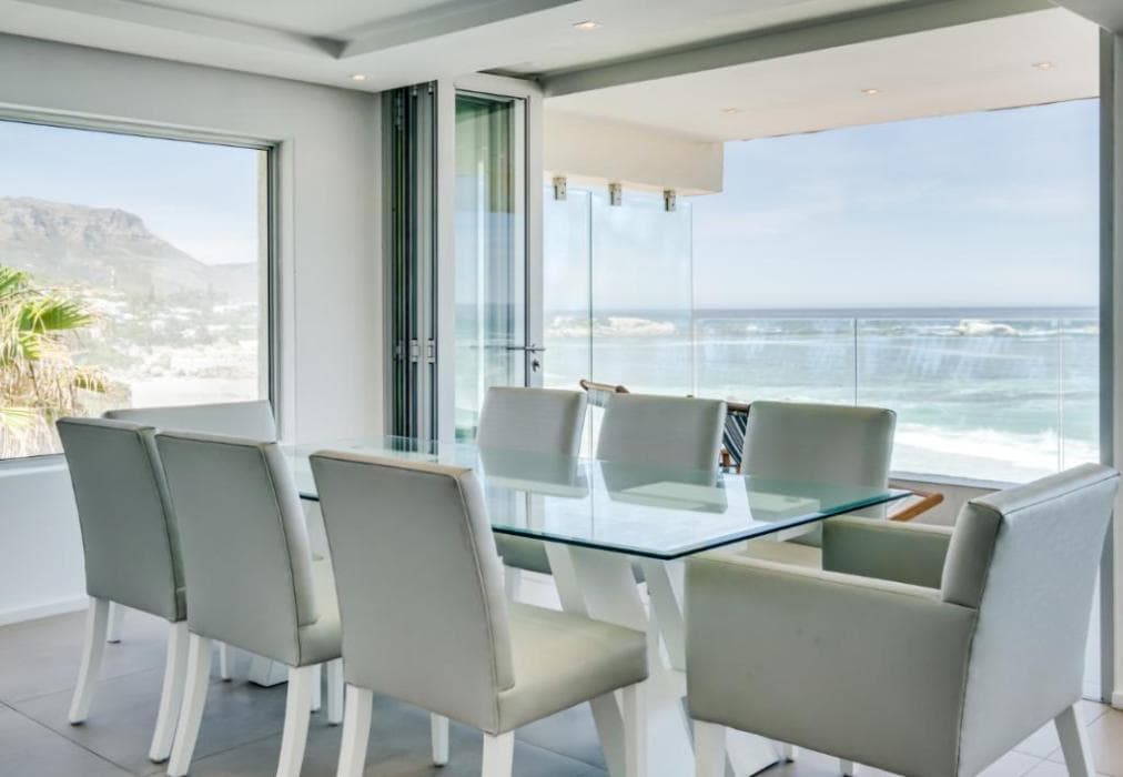 Ocean Breeze, Clifton