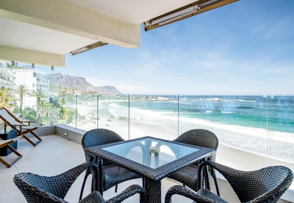 Ocean Breeze, Clifton