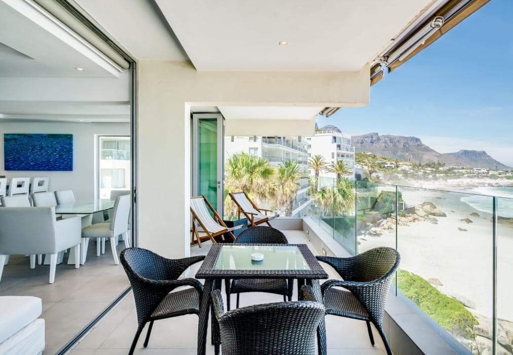 Ocean Breeze, Clifton