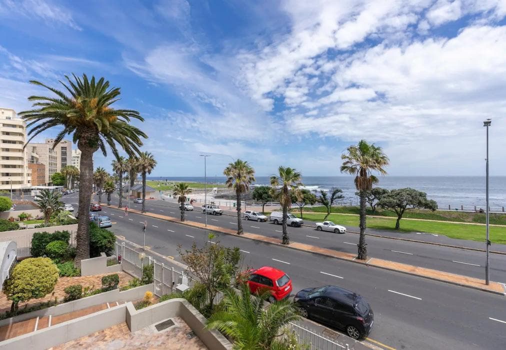 3 Bedroom Beachfront Shoreham Apartment