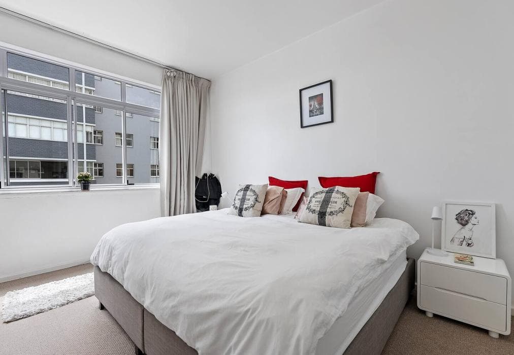 3 Bedroom Beachfront Shoreham Apartment