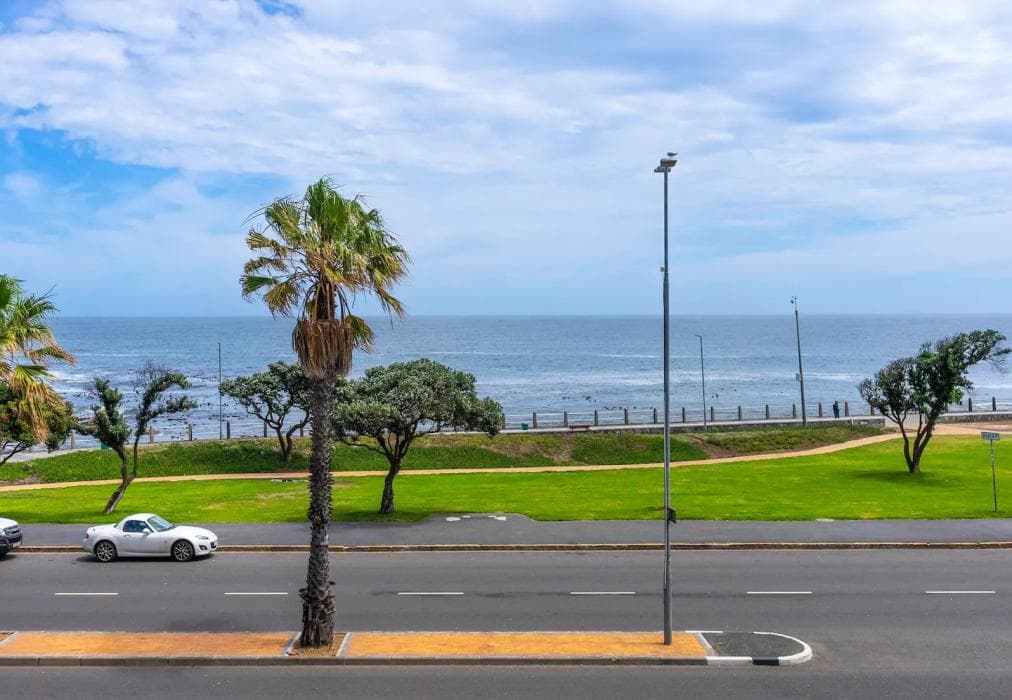 3 Bedroom Beachfront Shoreham Apartment