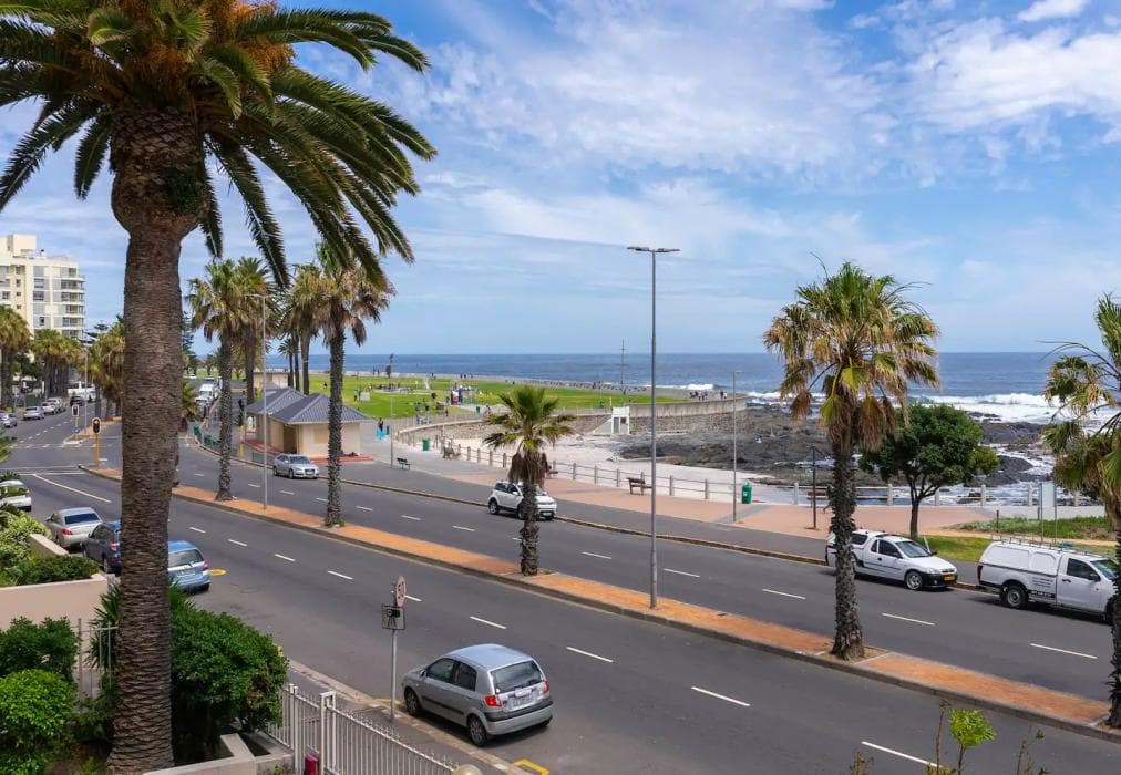 3 Bedroom Beachfront Shoreham Apartment