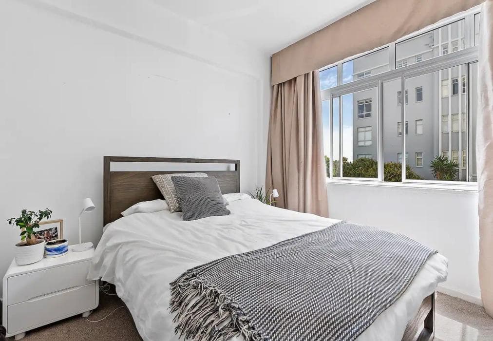 3 Bedroom Beachfront Shoreham Apartment