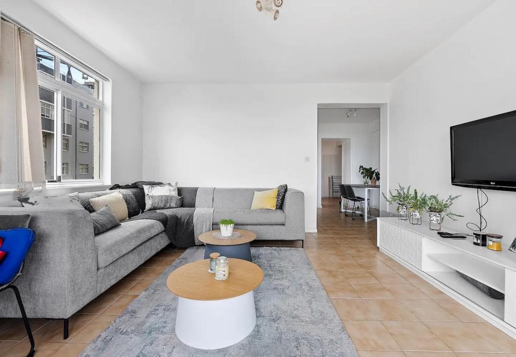 3 Bedroom Beachfront Shoreham Apartment