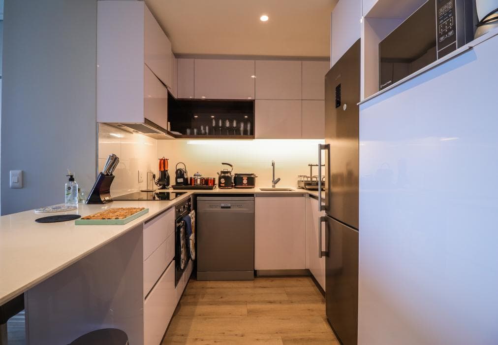 Sixteen on Bree 2015