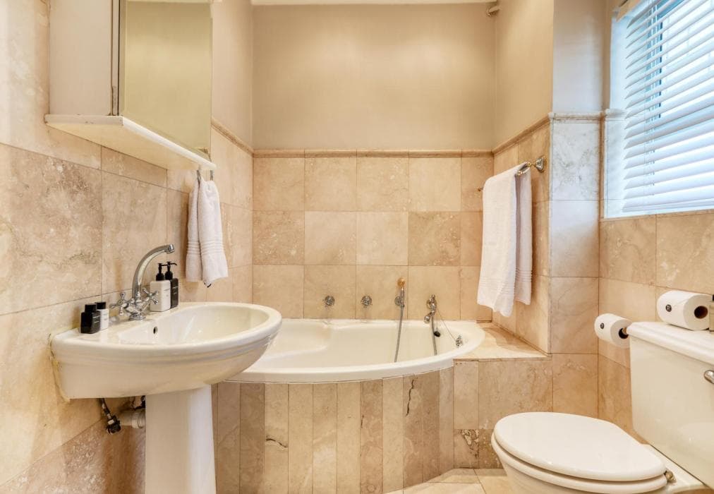 Panoramic Vista Apartment