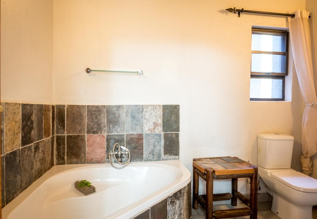 Nkanyi Wildlife House & Cottage