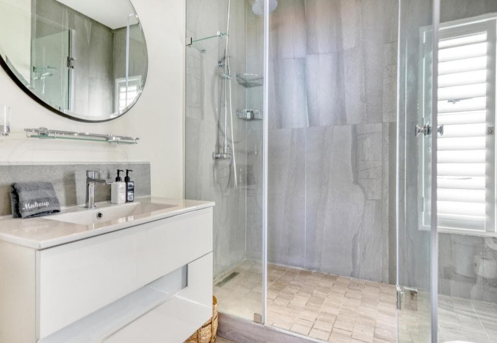 Bella Vista - Apt with spectacular Ocean Views