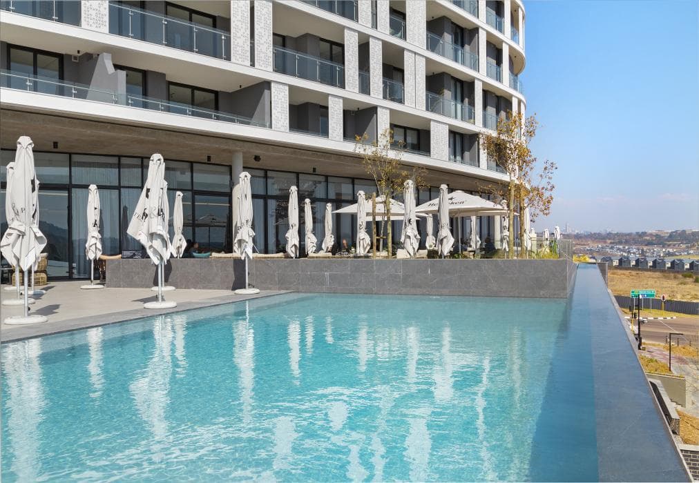 Ellipse Waterfall 3801