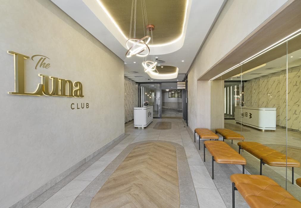 Ellipse Waterfall 3802