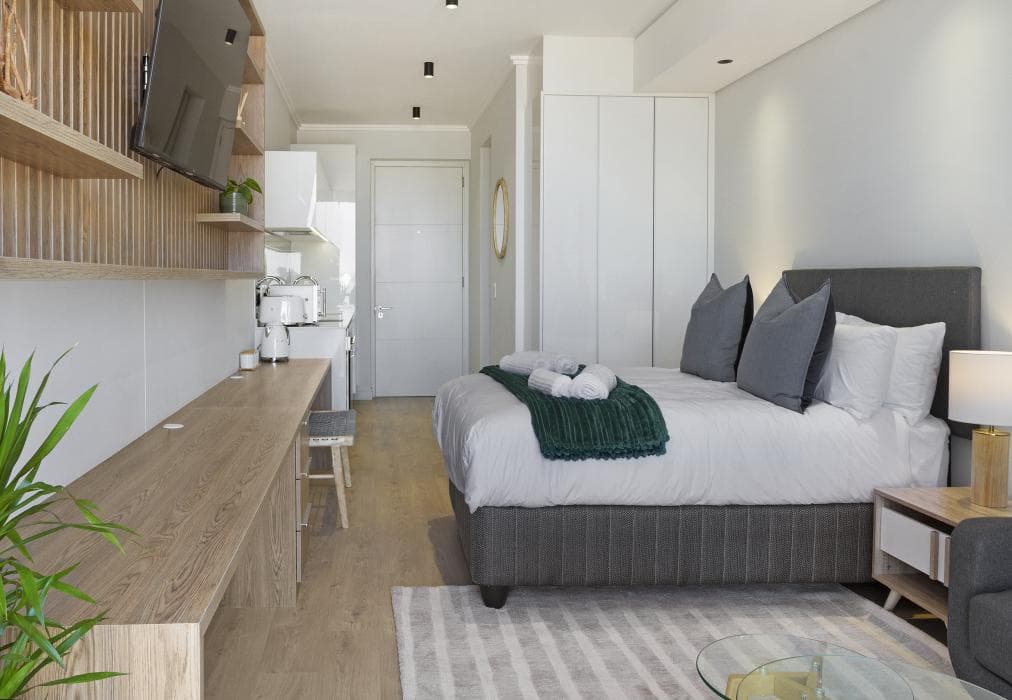 Ellipse Waterfall 3902