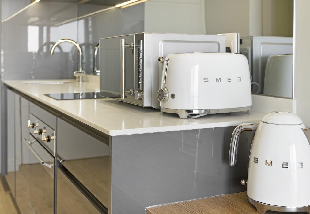 Ellipse Waterfall 31015