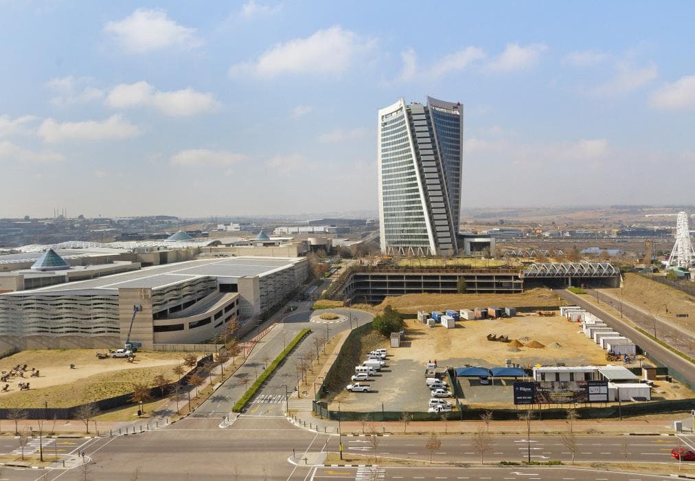 Ellipse Waterfall 31015