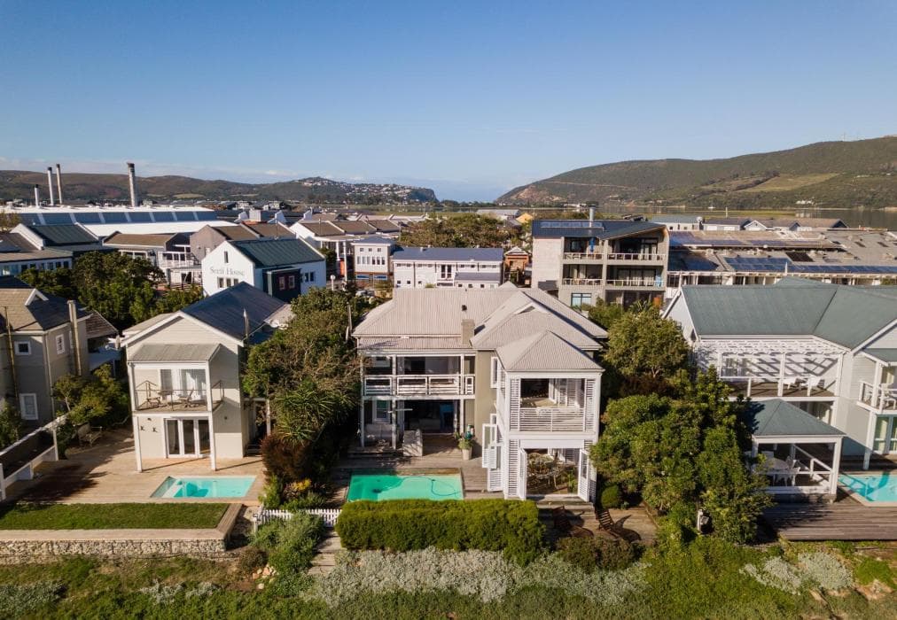 Sunset Lane Fairmile Point