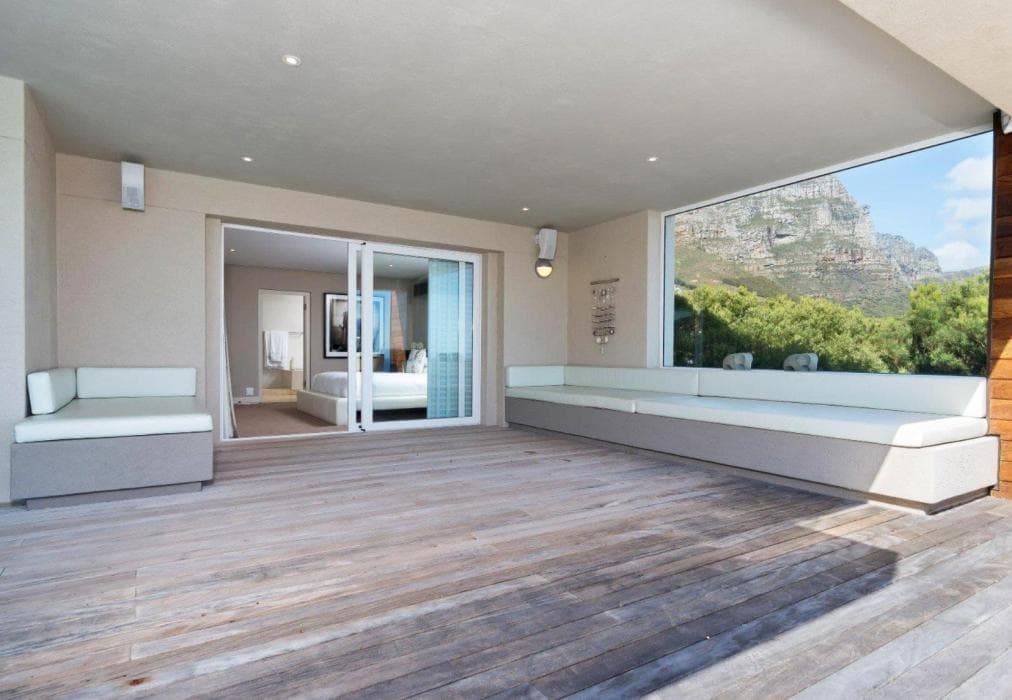 Theresa Luxe - Luxury Villa with pool & ocean views