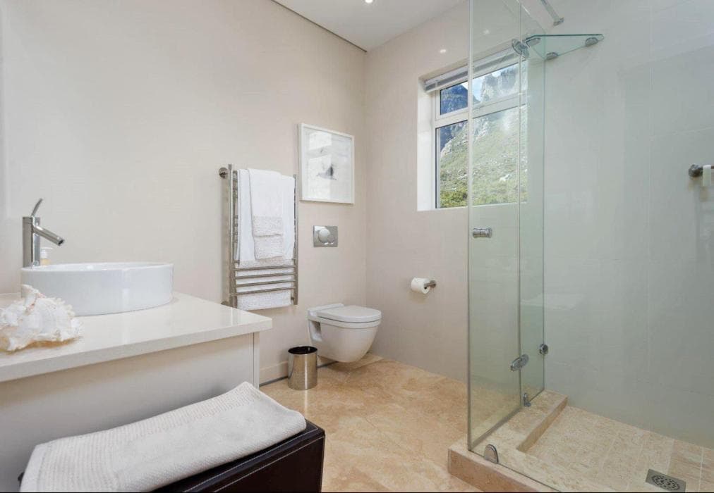 Theresa Luxe - Luxury Villa with pool & ocean views