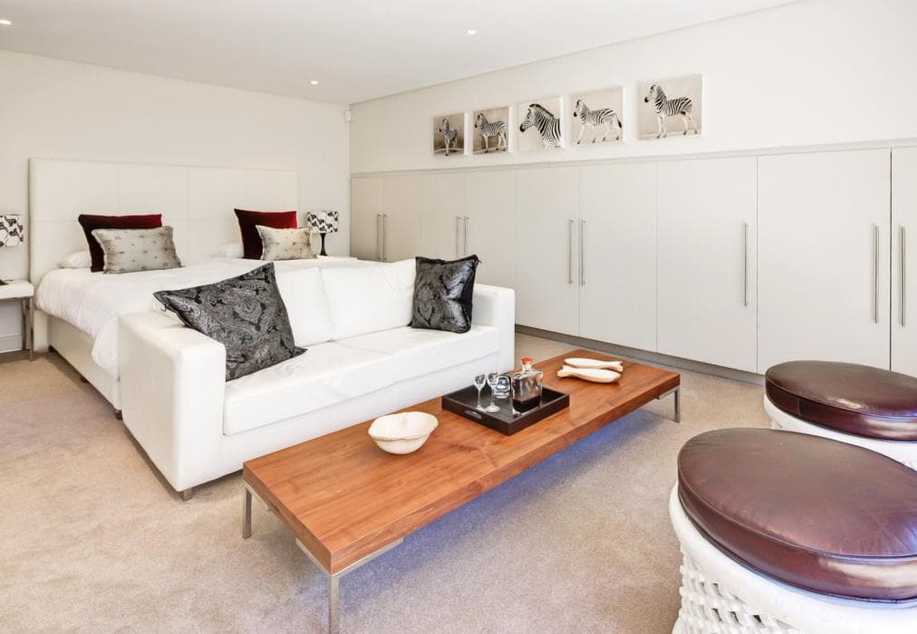 Theresa Luxe - Luxury Villa with pool & ocean views