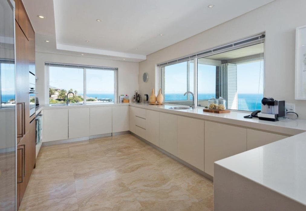 Theresa Luxe - Luxury Villa with pool & ocean views