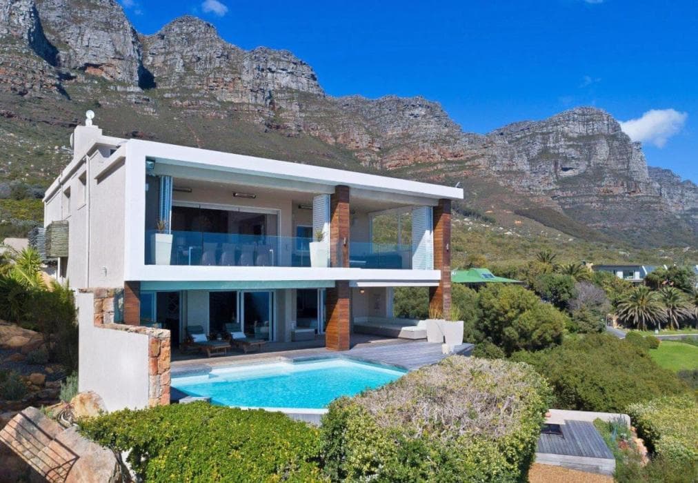 Theresa Luxe - Luxury Villa with pool & ocean views