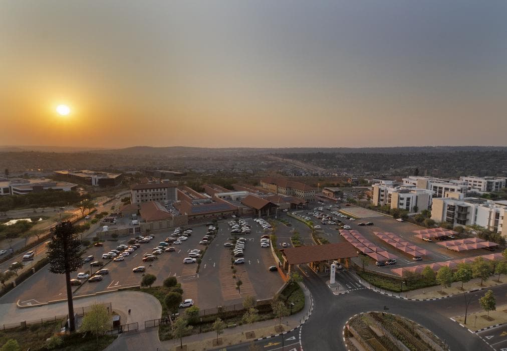 Ellipse Waterfall 3911