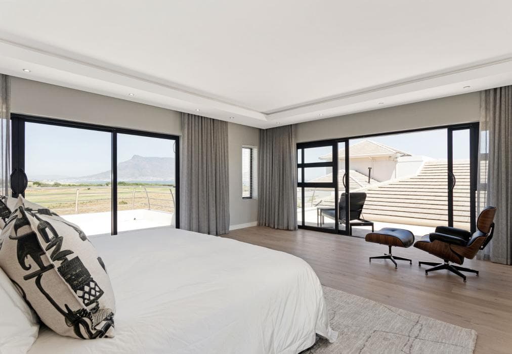 Sunset Kite  Golf Villa