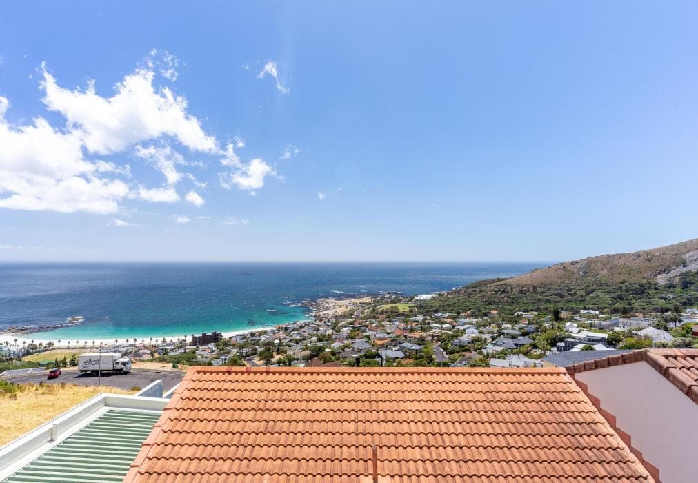 Camps Bay Nest - Townhouse with ocean views