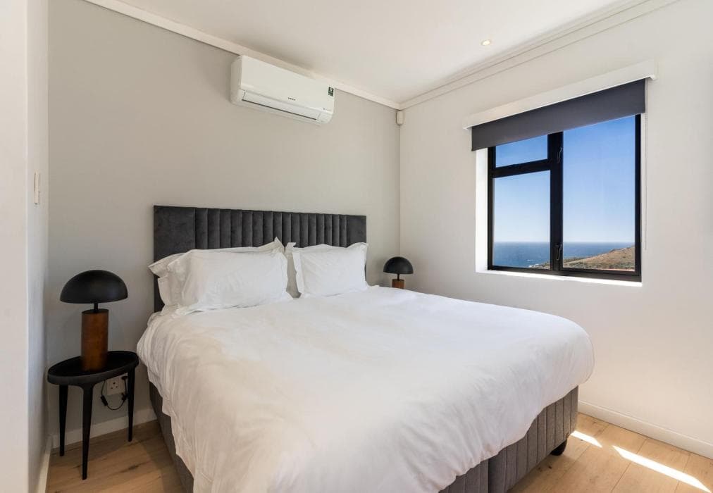 Camps Bay Nest - Townhouse with ocean views