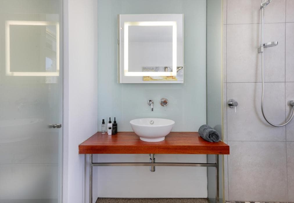 71 on Loop Cape Town - Apt with Mountain Views