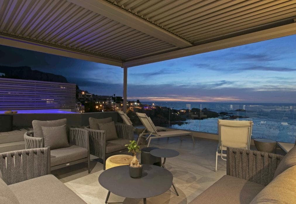 Barley Beach Luxury Penthouse - Camps Bay