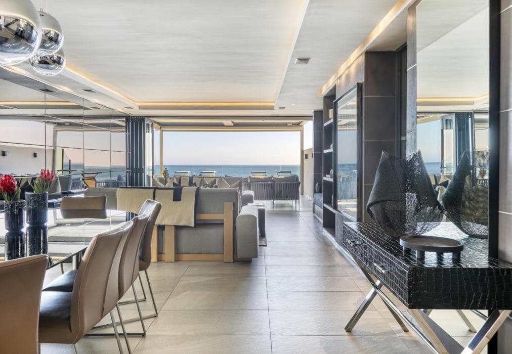 Barley Beach Luxury Penthouse - Camps Bay