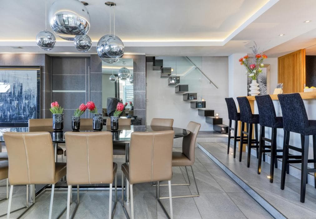 Barley Beach Luxury Penthouse - Camps Bay