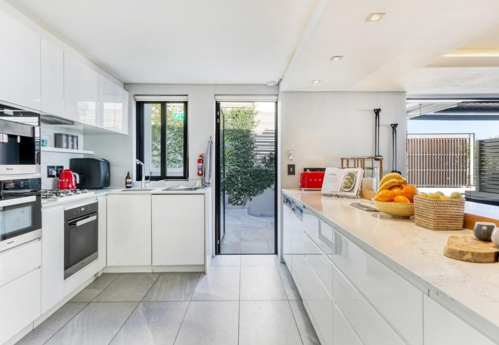 Barley Beach Luxury Penthouse - Camps Bay