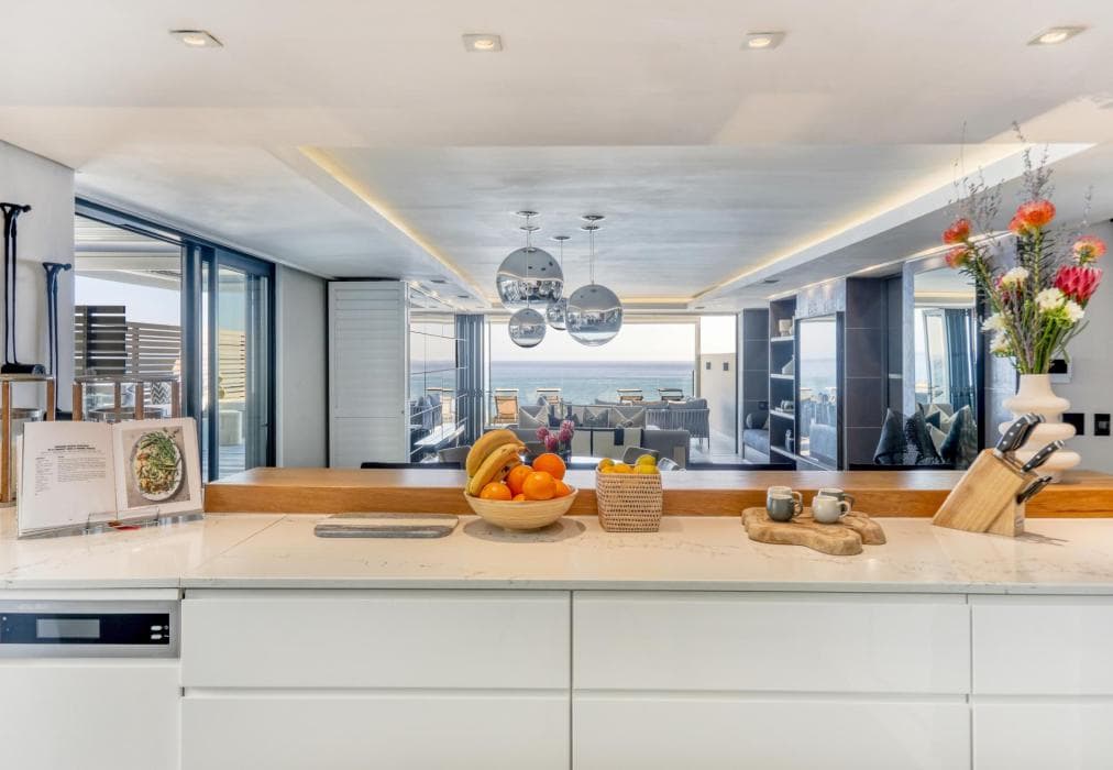 Barley Beach Luxury Penthouse - Camps Bay
