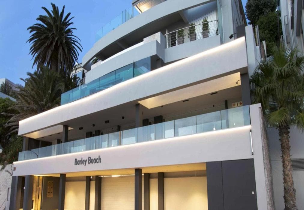 Barley Beach Luxury Penthouse - Camps Bay