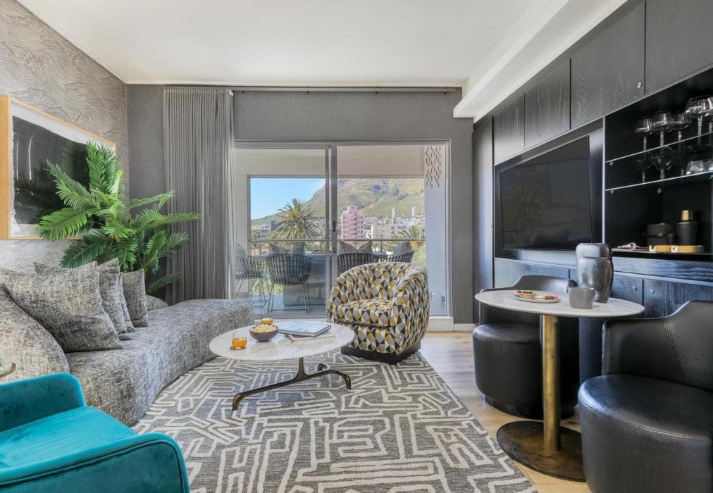 Danbury on Loop - Designer Apt in Cape Town